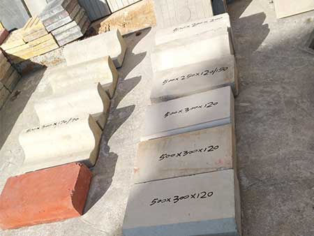 路沿石、流水石