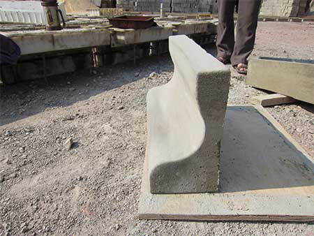 路沿石、流水石